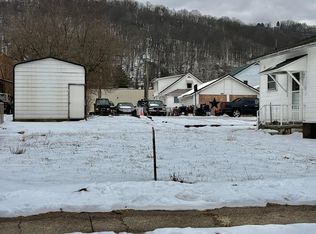 108 North 3rd. Avenue, Paden City, WV