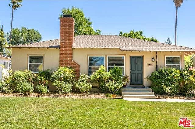 1st image of 6844 Encino Ave