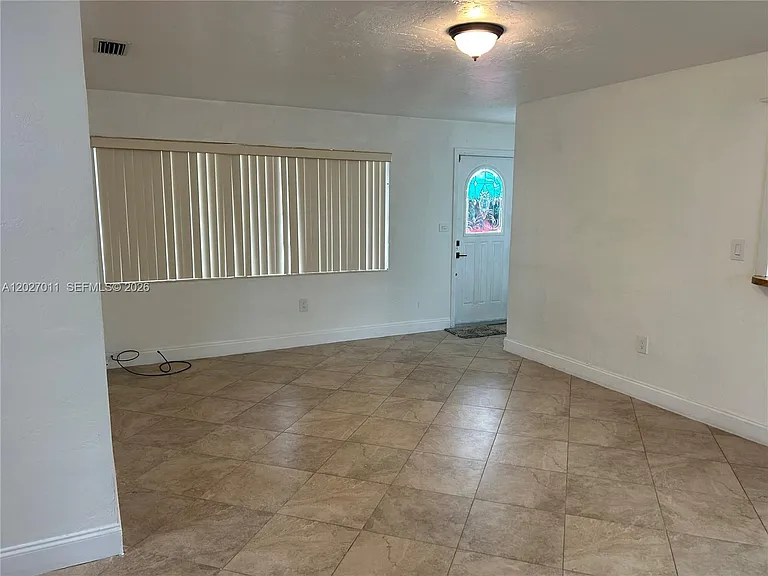 20225 SW 106th Ave — Photo 5