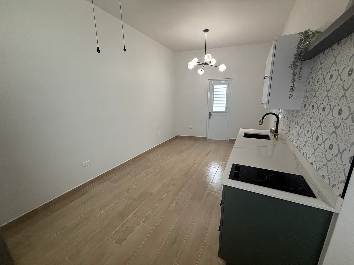 Building Photo - 1055 Calle Joaquin Lopez