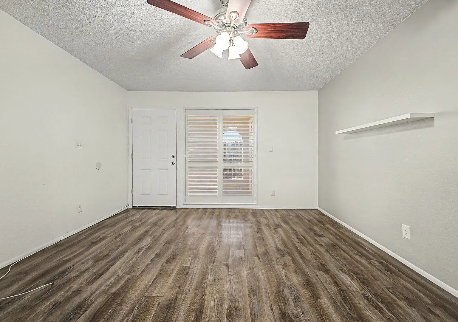 Charming Townhouse — Photo 3