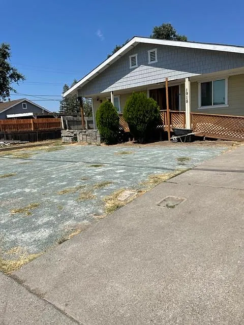 5 bed, 2800 sqft, $3,800 — Photo 2