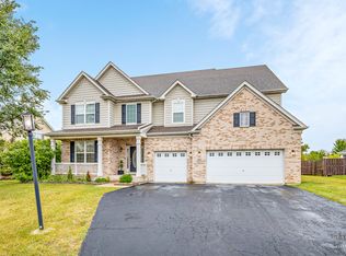 409 Kay St, Crystal Lake, IL 60014