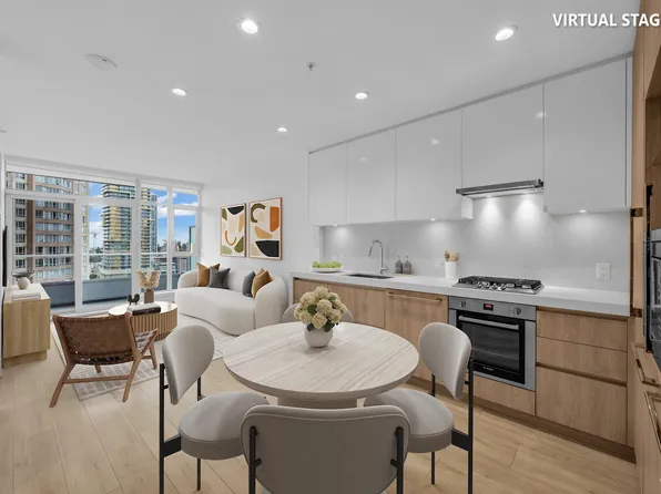 6080 McKay Ave #1310, Burnaby, BC V5H 0J4