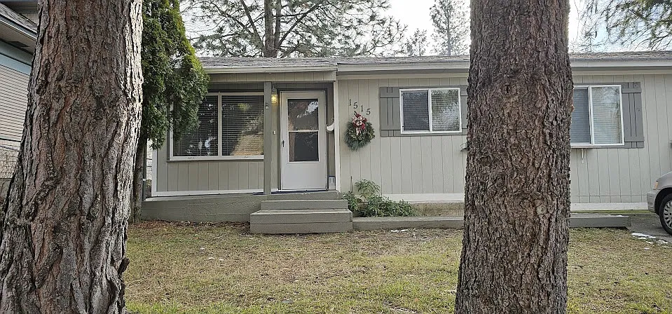 3 bed, 1050 sqft, $2,350 — Photo 1