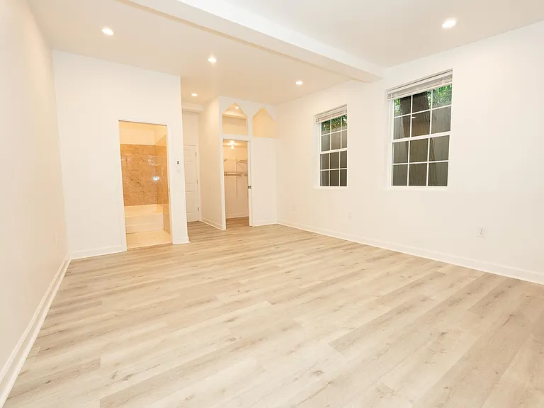 1270 Kendrick Rd NE — Photo 18