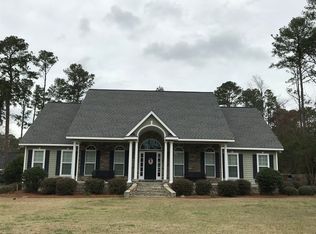 2289 Belle Cir, Waycross, GA 31501