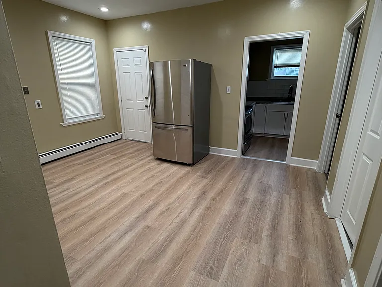 30 Pekin St #1 — Photo 3