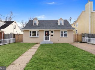 6809 Custis Pkwy, Falls Church, VA 22042