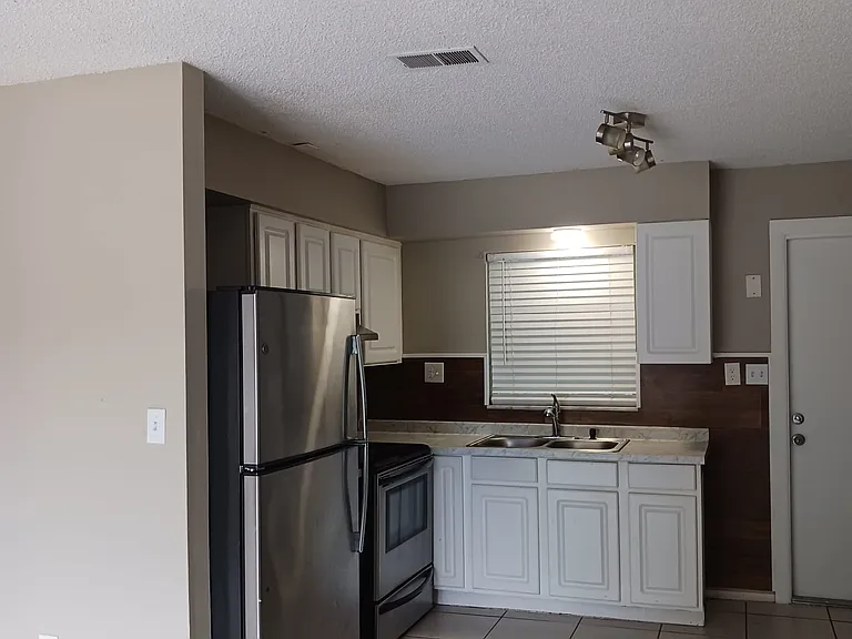 1905 Kelley Ave #3 — Photo 12