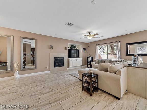 4th image of 1308 Groom Ave