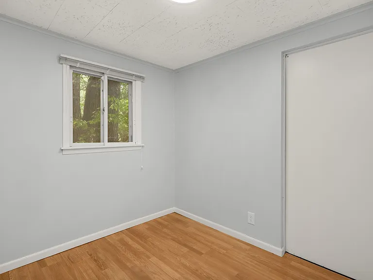 14710 13th Ave N #3 — Photo 3