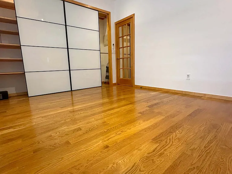 48-28 41st St #1R — Photo 8