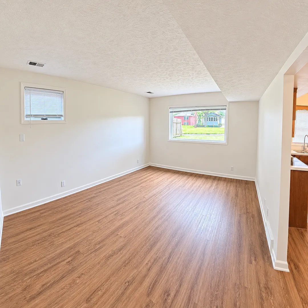 3310 Y St — Photo 1