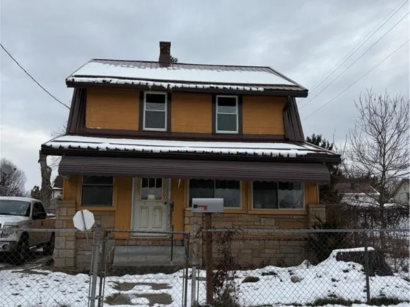 1706 Bonnie Brae Ave NE, Warren, OH 44483