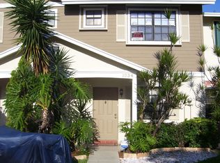 1034 NW 107th Ave, Hollywood, FL 33026