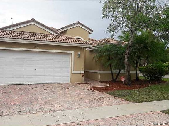 2nd image of 18711 SW 15th St