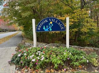 58 Spencer Rd APT 26K, Boxboro, MA 01719