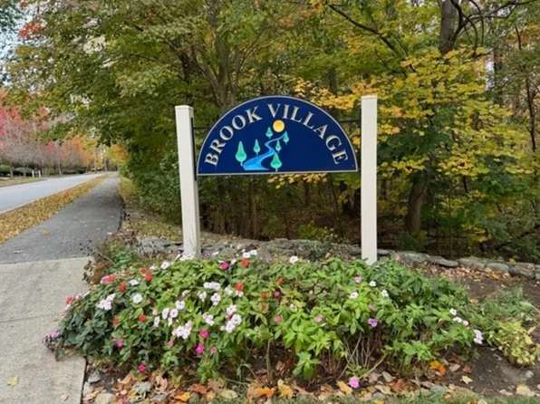 58 Spencer Rd APT 26K, Boxboro, MA 01719