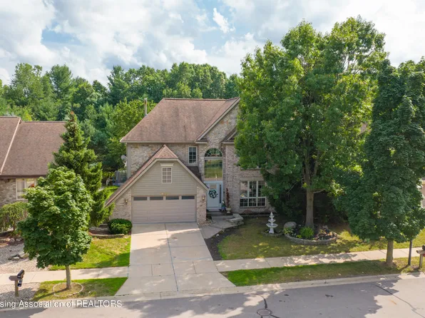 7860 Ashbrook Dr, Haslett, MI 48840