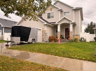 815 W Star Spangled Dr, Riverton, UT 84065