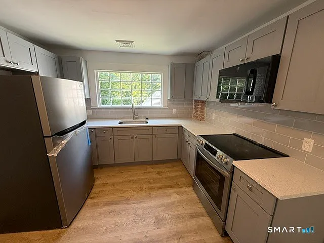 667 S Britain Rd #C — Photo 5