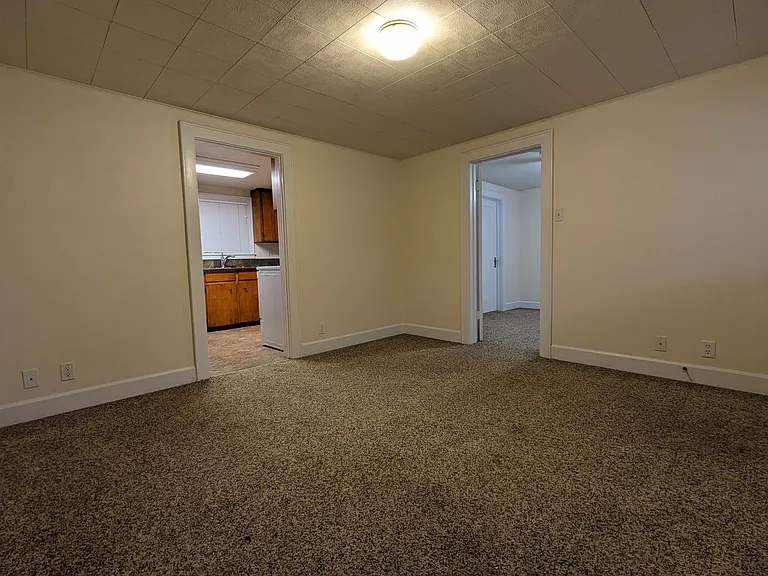 175 Ash St — Photo 4