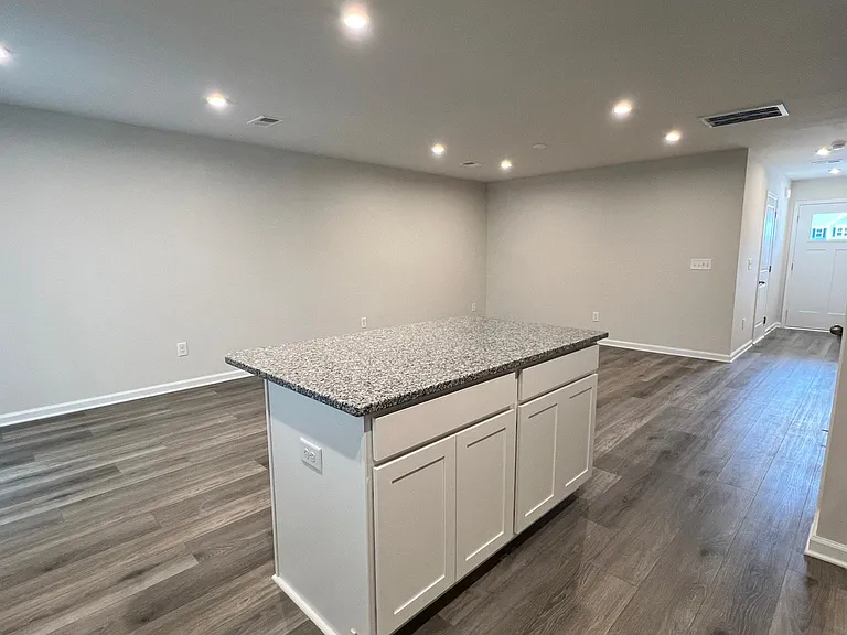 243 Christiana Ln #B — Photo 28