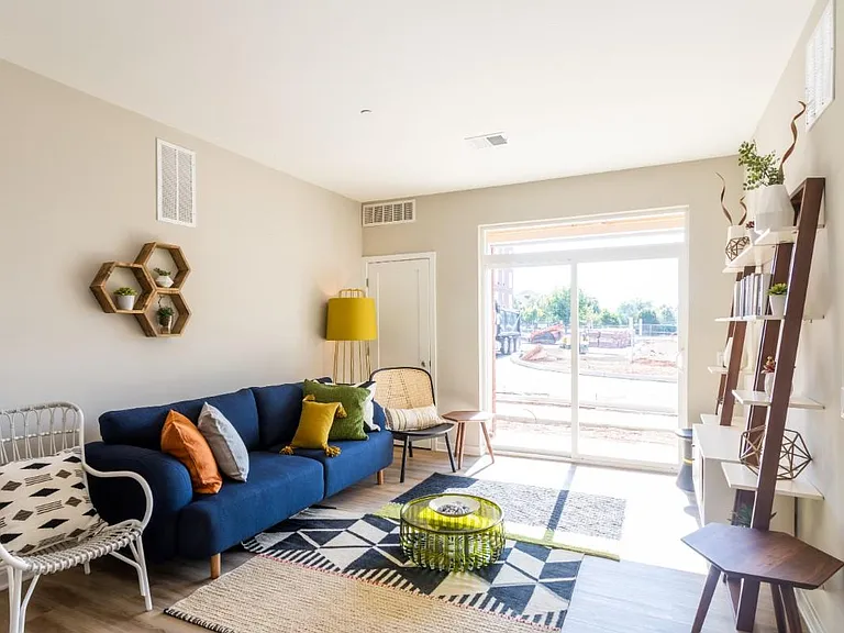 Residences at Bentwood — Photo 5