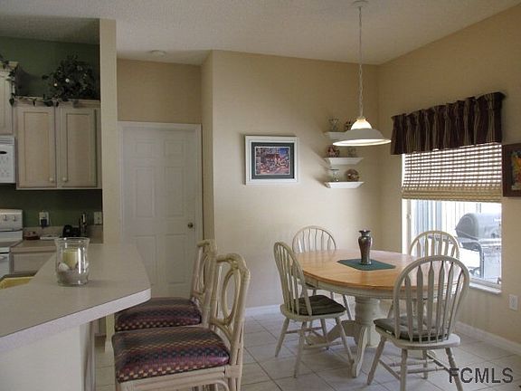 4th image of 28 Wellstone Dr