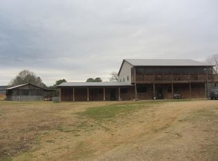 7700 Mount Carmel Rd, Decaturville, TN 38329