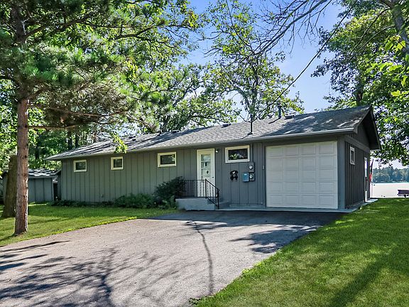 2nd image of 5553 Wilderness Rd