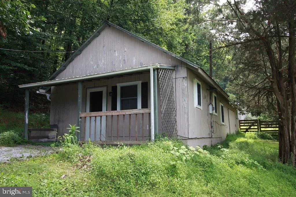 1 bed, 1.0 bath, 500 sqft, $925 — Photo 2
