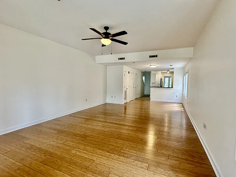 14 E Johnston Way — Photo 9