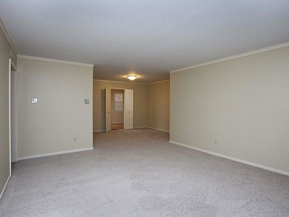 4th image of 11330 Park Central Pl #A