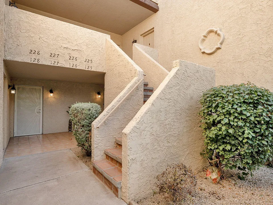 8649 E Royal Palm Rd #225