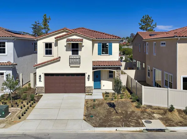 734 Michele Dr, Vista, CA 92084