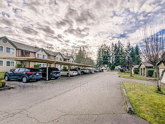3rd image of 3985 Starboard Ln SE APT E104