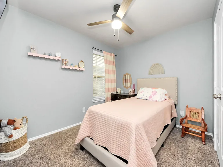 15435 Sicomoro Viejo St — Photo 5