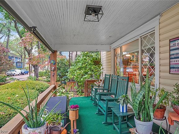 2nd image of 817 Weber Ave