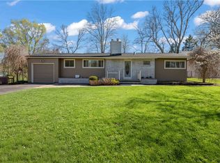 113 Creek Meadow Ln, Rochester, NY 14626