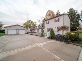 3088 17th St SW, Massillon, OH 44647