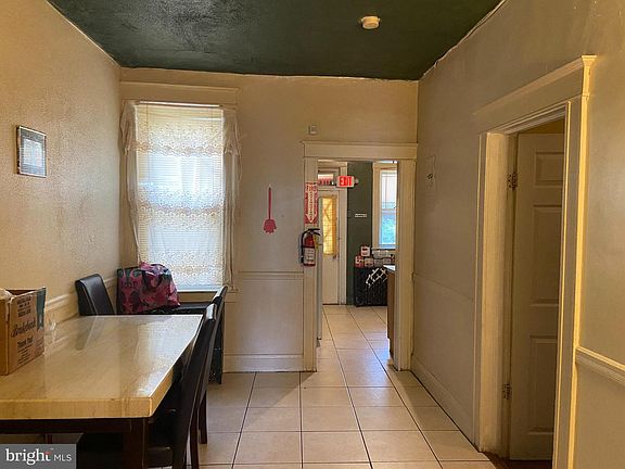 5th image of 2535 Park Heights Ter