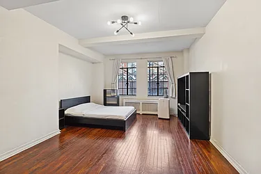 320 East 42nd Street, #1606