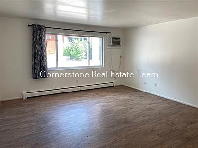 3rd image of 1802 Monteagle St APT 1