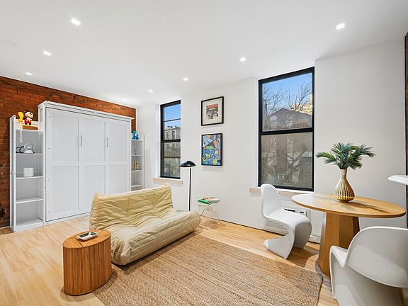 2nd image of 437 W 43rd St #2A