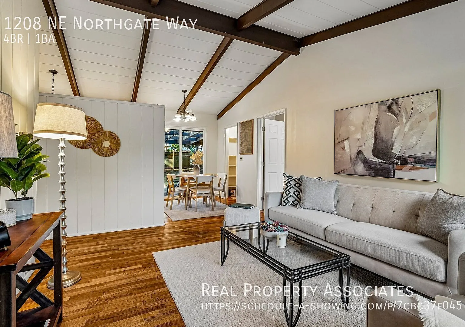 Spacious 4-Bedroom Rambler in Northgate/Pinehurst - Available Now — Photo 2