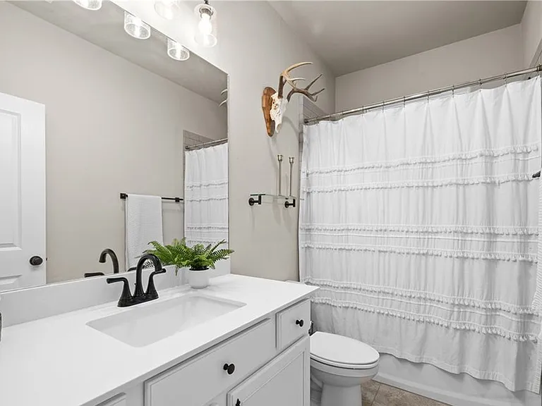 4902 Goliad Dr — Photo 19