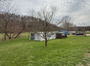 16714 Mush Run Rd, Athens, OH 45701