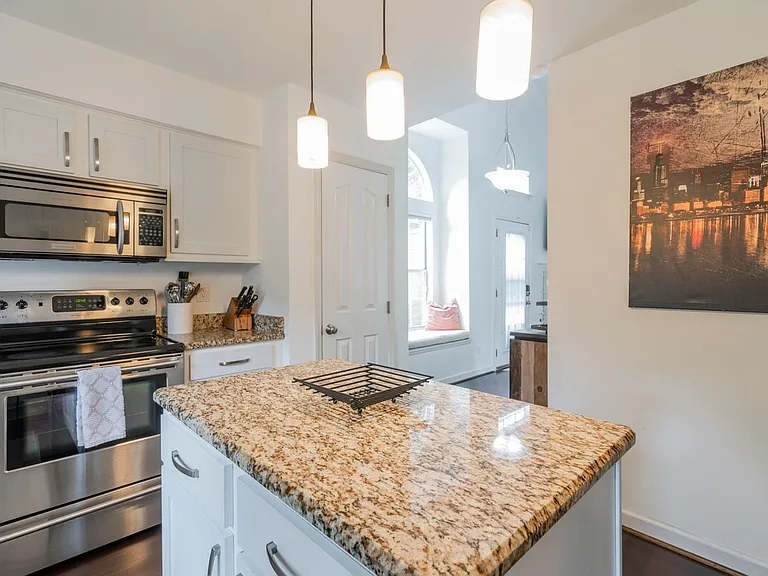 3516 Mill Stream Ct — Photo 31